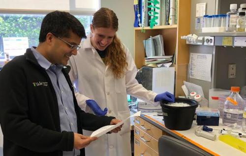 Ranjit Bindra in the lab